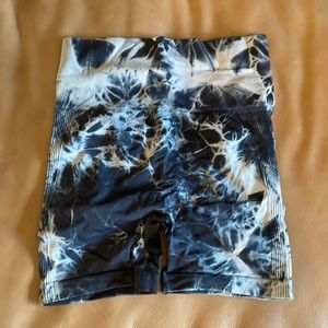 New active shorts
